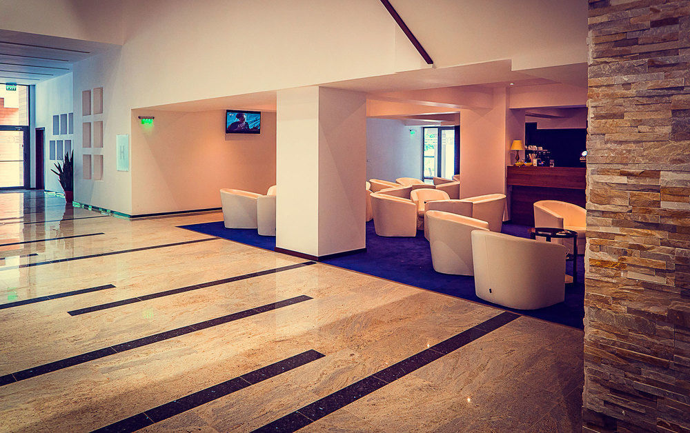 Perla Hotel Slanic Moldova Exterior photo